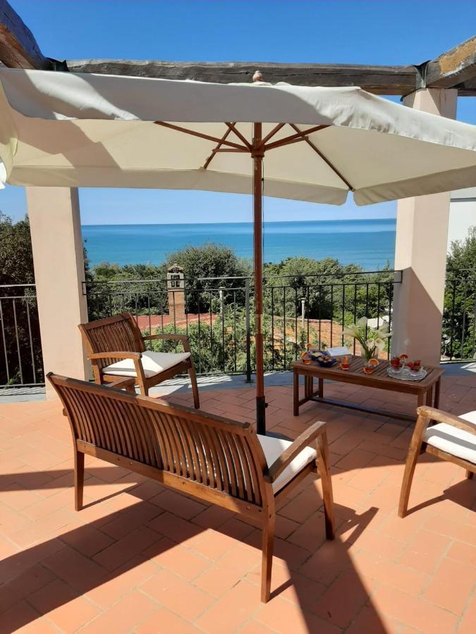 Residence Solalto San Vincenzo Bagian luar foto