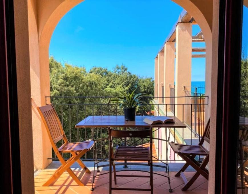 Residence Solalto San Vincenzo Bagian luar foto