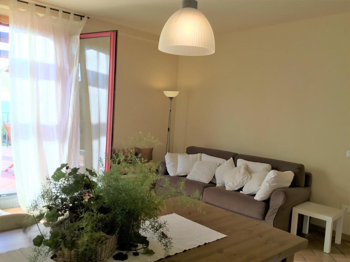 Residence Solalto San Vincenzo Bagian luar foto